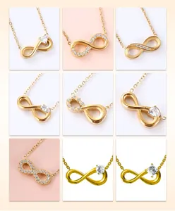 Detalle de collares infinito dorados con diversas piedras de circón y engastes en pavé