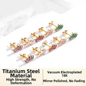 Boucles d'oreilles en acier titane avec zircons marquise dorés, couleurs variées
