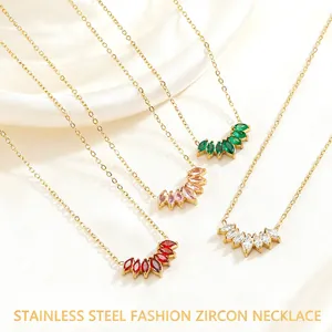 Collana Con Pendente a Forma di Ventaglio in Zircone Taglio Marquise da Donna in Acciaio Inossidabile 316 Placcato Oro 18K