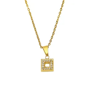 Golden square pendant necklace with pavé zircon stones and a delicate O-chain