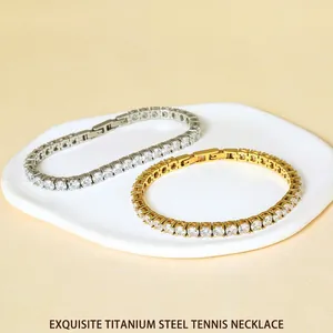 Collier tennis en acier titane avec zircone ronde en finitions or et argent