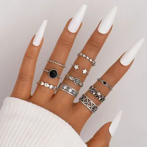 Lot de 10 bagues bohèmes en argent vintage avec cœurs et motifs géométriques variés
