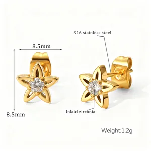 Detail of 316 stainless steel star stud earrings with zirconia and size specifications