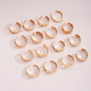 15pcs set of golden hollow heart and star pattern adjustable beach style toe rings