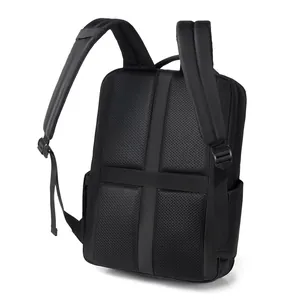 Sac à dos d'affaires noir étanche avec bretelles rembourrées et sangle pour bagages dos
