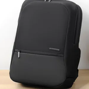 Sac à dos professionnel noir imperméable avec finition mate et texture bi-matière homme