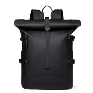 Zaino business nero a grande capacità con chiusura roll-top impermeabile e opaca