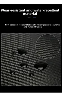 Dettaglio del tessuto in fibra di carbonio resistente all'usura con gocce d'acqua