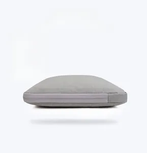 Slim laptop sleeve for MacBook and iPad with minimalist design weighing only 0.22kg