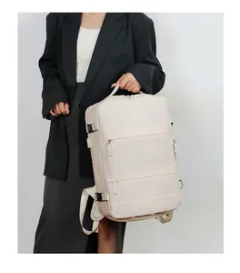 Mochila de negocios en nylon impermeable con correas ergonómicas para los hombros