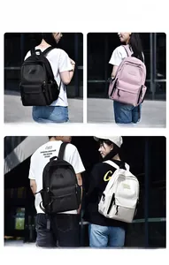 Trois options de couleur pour un grand sac à dos minimaliste avec tissu imperméable