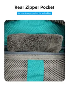 Detalle de malla transpirable y bolsillo trasero oculto con cremallera en mochila de senderismo