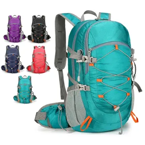 Mochila de Senderismo de Nylon Impermeable Ligera Gran Capacidad Mochila de Escalada Con Riñonera Desmontable