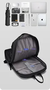 Detailansicht der Innenfächer mit Laptopfach und praktischer Mehrfachtaschen-Aufteilung