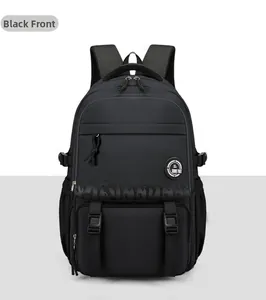 Vue de face du sac à dos en nylon noir avec poches multiples et étiquette Shine Free