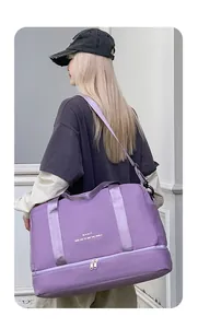 Gran bolsa de viaje morada con doble capa y correa ajustable para el hombro al aire libre