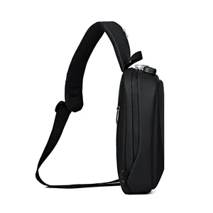 Bolso de pecho antirrobo para hombre con candado de combinación y correa transpirable