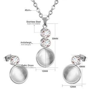 Parure de bijoux en acier inoxydable avec opale blanche et zircons, collier et boucles