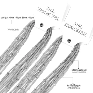 Detail van 2 mm zilveren roestvrijstalen kettingen in 45-60 cm lengtes met anti-allergie