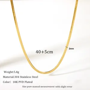 Dettaglio catena serpente piatta 3mm in acciaio placcato oro 18K PVD lunga 40+5cm