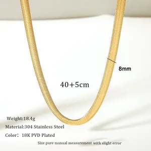Dettaglio catena serpente piatta 8 mm in acciaio inossidabile 304 placcato oro 18K PVD