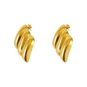 Minimalist 18K gold-plated titanium steel wing-shaped stud earrings in a vintage style
