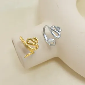 Eleganti anelli a serpente in acciaio inossidabile con finiture oro e argento