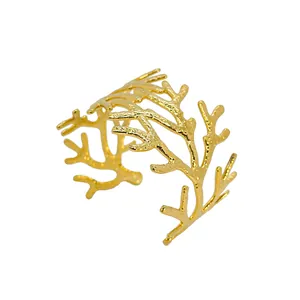 Bracelet large ouvert en acier inoxydable doré avec texture de branche originale