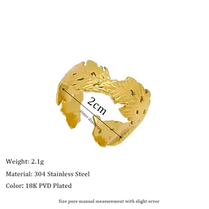 Detail showing dimensions and 18K gold plating specs of the leaf shaped steel ring