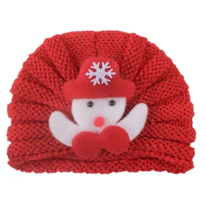 Rote Strickmütze für Babys mit süßem 3D-Plüsch-Schneemann und Weihnachtsdesign