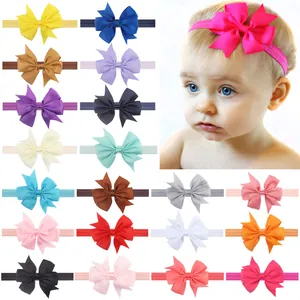 Rejilla de diademas de bebé en cinta de falla multicolor con vista de modelo infantil