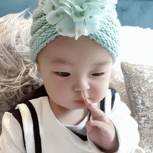 Baby Mädchen Strick Turban Mütze Mit Großer Goldener Punktmuster Chiffon Blume Warme Winter Beanie Für Neugeborene Kleinkinder