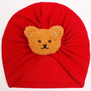 Rote Baby-Turban-Mütze mit Plüschbärenkopf-Design, weiche Strickmütze für Neugeborene