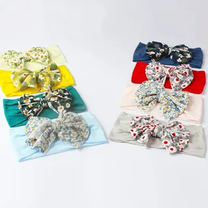 Lot de 8 bandeaux bébé avec nœuds floraux en coton doux et couleurs variées