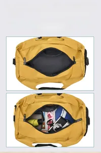 Détail de l'intérieur spacieux avec double fermeture éclair pour ce sac de voyage