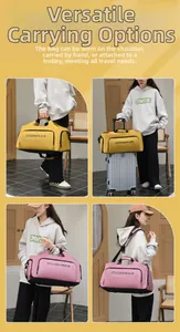 Détail du sac de voyage fixé sur la poignée de valise avec tissu imperméable
