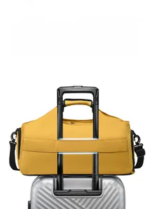 Sac de voyage avec sangle arrière pour fixation sécurisée sur valise à roulettes