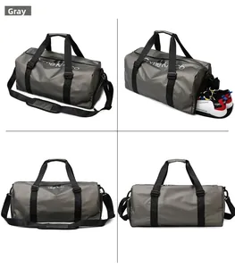 Borsa sportiva grigia con scomparto per scarpe e tessuto impermeabile da più lati