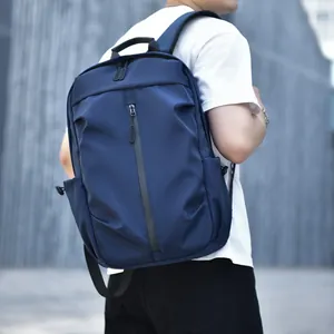 Sac à dos bleu foncé décontracté pour hommes avec fermeture éclair imperméable