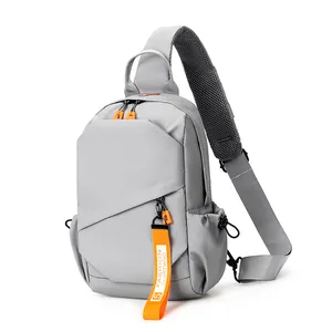 Sac de poitrine en tissu Oxford gris pour homme avec bandoulière ergonomique respirante