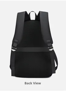 Détail du panneau arrière en mesh respirant et sangle de bagage sur le sac à dos