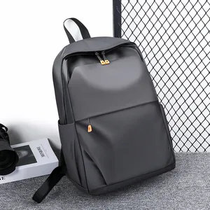 Sac à dos d'affaires imperméable gris anthracite avec accents de fermeture orange