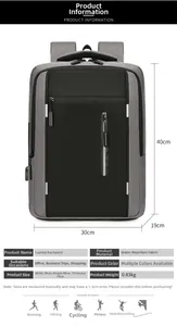 Detailed specs of water-repellent laptop backpack showing dimensions 30x40x19cm and 0.83kg