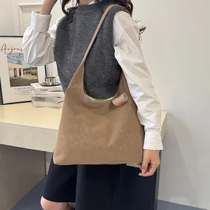 Borsa hobo minimalista marrone grande in pelle sintetica opaca da donna per ufficio