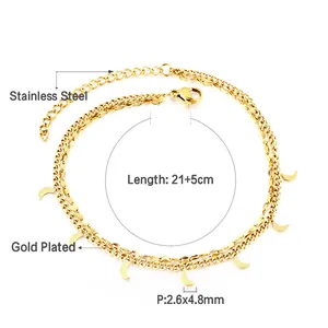 Detail der 18k vergoldeten Edelstahl-Fußkette mit Mondanhängern und verstellbarer Kette