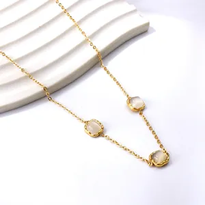 Vintage gold O-chain necklace with three square opal stone pendants and wavy edges