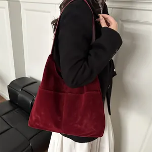 Borsa tote retrò in pelle scamosciata bordeaux da donna con grande capacità alla moda