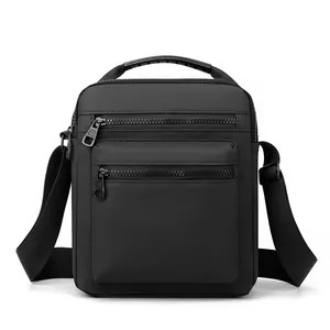 Men Oxford Crossbody Bag Waterproof Multi-Pocket Shoulder Bag Solid Color Sporty Messenger Bag For Daily Travel