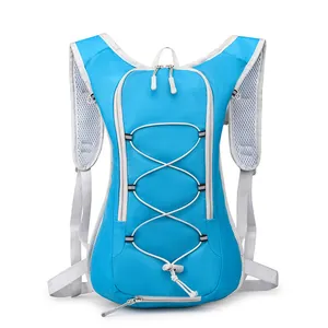 Himmelblauer wasserfester Trinkrucksack zum Radfahren und Wandern mit atmungsaktivem Netz