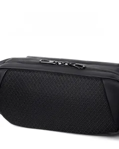 Detail of breathable honeycomb back padding and 3D air cushion on black sling bag